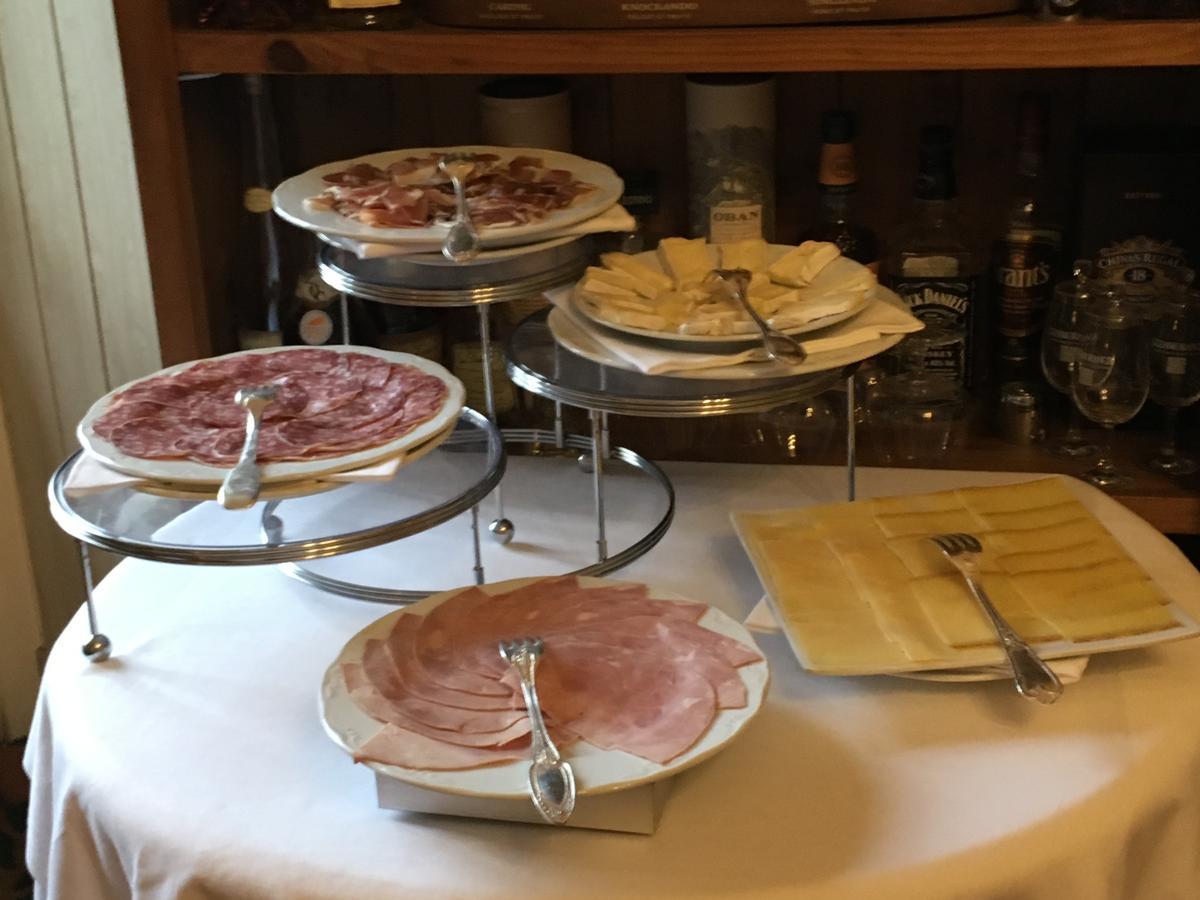 La Roseraie Hotel Restaurant Montignac-Lascaux Zewnętrze zdjęcie